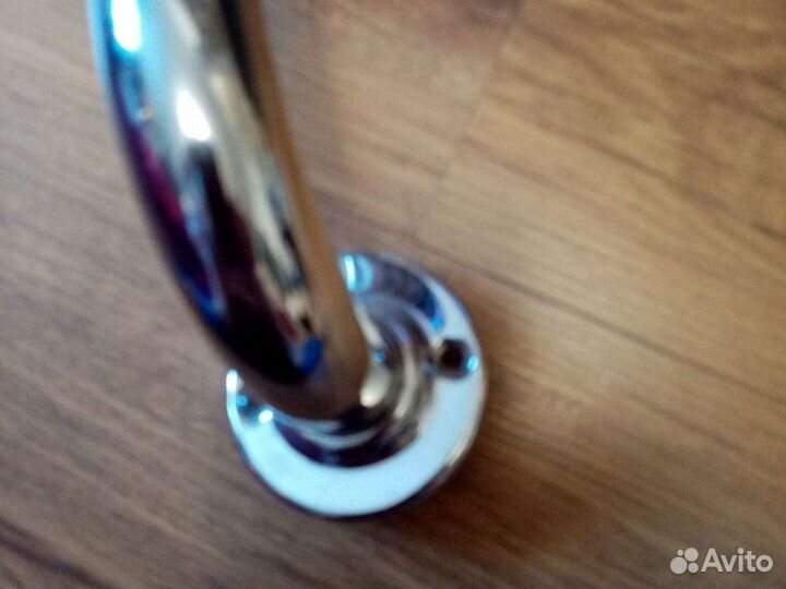 Вешалка-сушилка в ванную для полотенцев