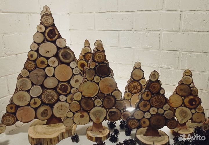 Елка новогодняя из спилов дерева