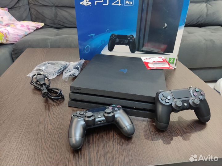 Прошитая PS4 Pro 1Tb+1000 игр