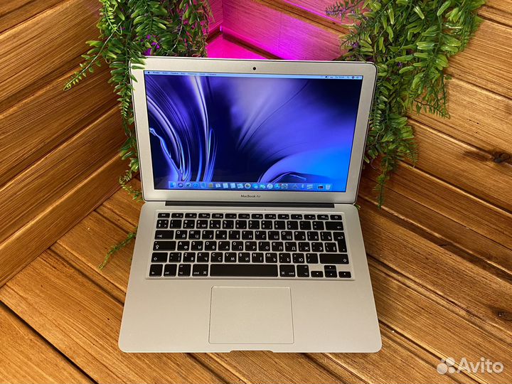 Ноутбук Apple MacBook Air 13