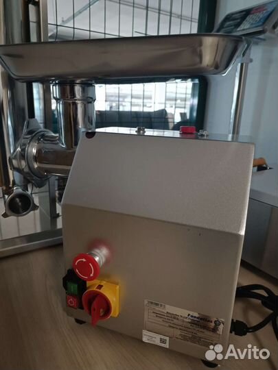 Мясорубка TK-12P Foodatlas (с реверсом) новая