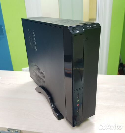 Мини пк Core i5/R7 240/SSD