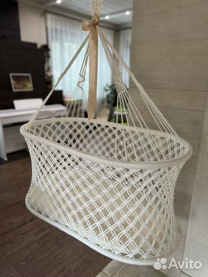 Колыбель подвесная. Зыбка. Люлька