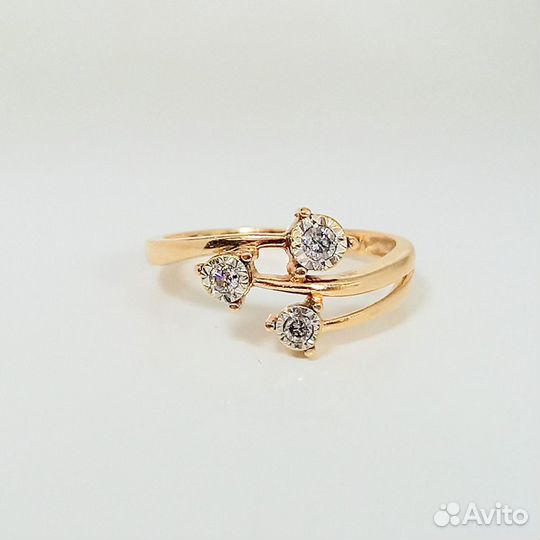 Золотое кольцо с бриллиантами