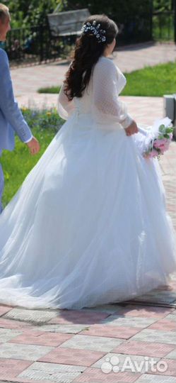 Свадебное платье