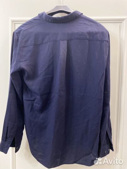 Синяя рубашка Uniqlo