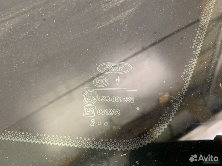 Форточка Ford Focus 1 хетчбэк 1.8 eydk 2005