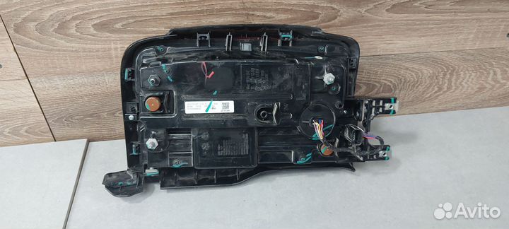 Фонарь задний правый Tank 300