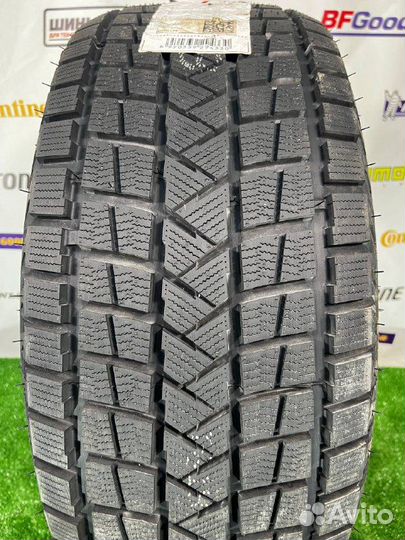 Nereus NS806 275/45 R20 110T