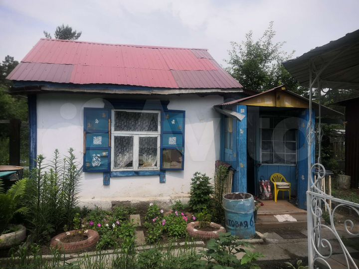 Дача 15 м² на участке 6 сот.