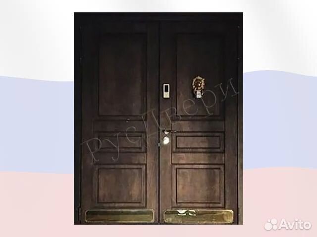 Парадная входная дверь для дома и офиса