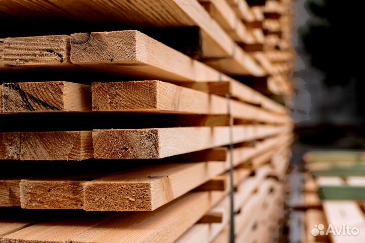 Создавайте уют и тепло с досками из сосны