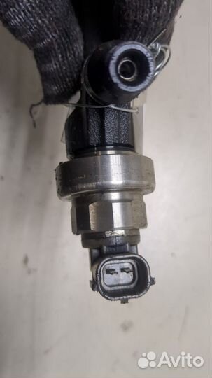 Форсунка топливная Opel Zafira B, 2011