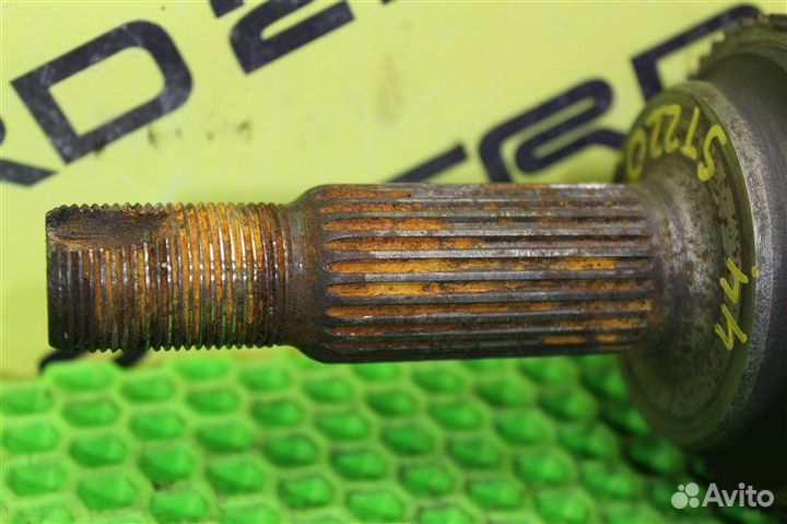 Привод передний левый Toyota Avensis ST220 3S-FE