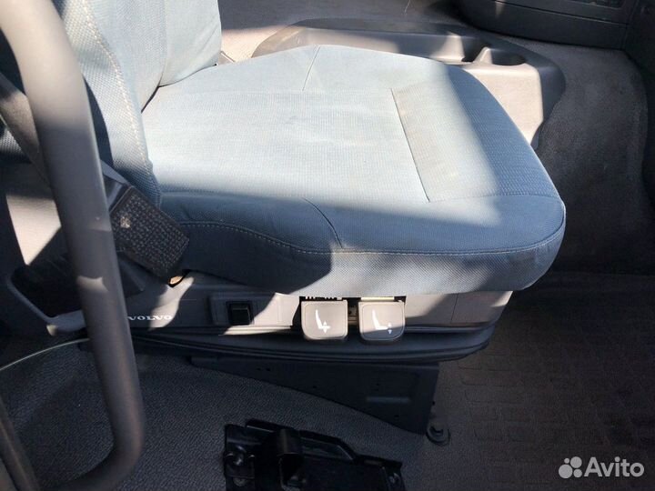 Сиденье пассажирское пневматическое Volvo FM