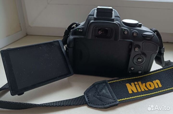Nikon D5100 kit 18-55mm