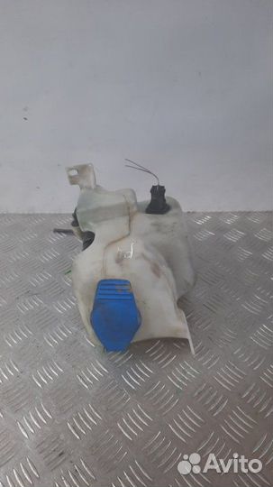 Бачок омывателя Volkswagen Golf хэтчбэк 5 дв. 2.3