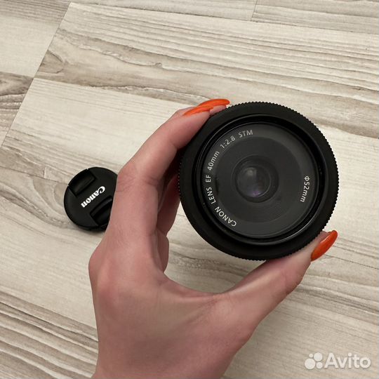 Объектив canon ef 40mm f 2.8