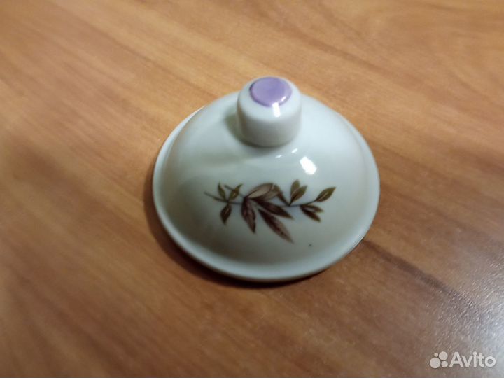 Крышки от чайника, сахарницы сервиза фарфор СССР