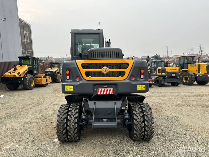 Колёсный экскаватор XINYUAN B65 Eco, 2025