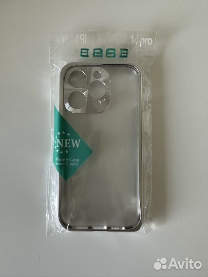 Металлический чехол на iPhone 14 Pro