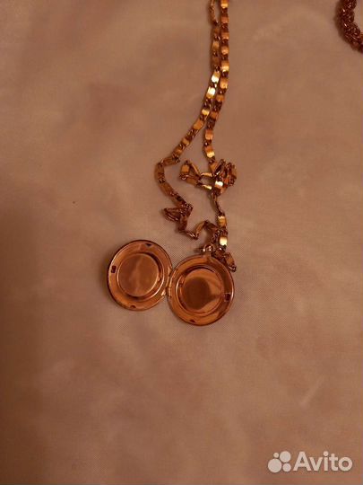 Бижутерия цепочки, кулон локет