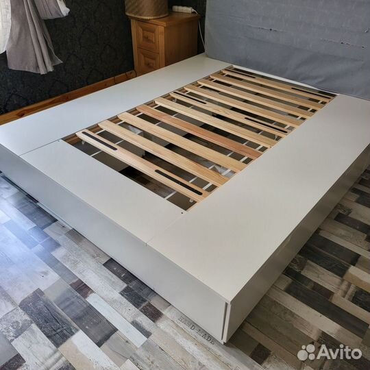 Кровать IKEA 160х200 с матрасом