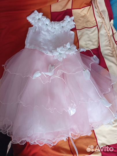 Платье праздничное для девочки 7-8 лет