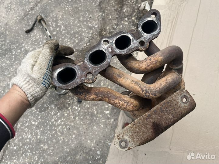 Коллектор выпускной Форд Фокус 2