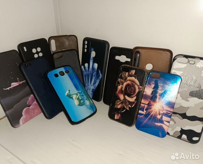 Чехлы на телефоны в ассортименте