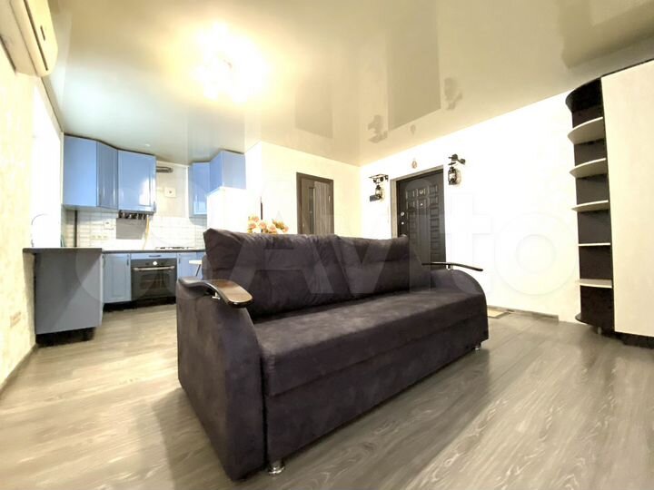 2-к. квартира, 44 м², 1/3 эт.