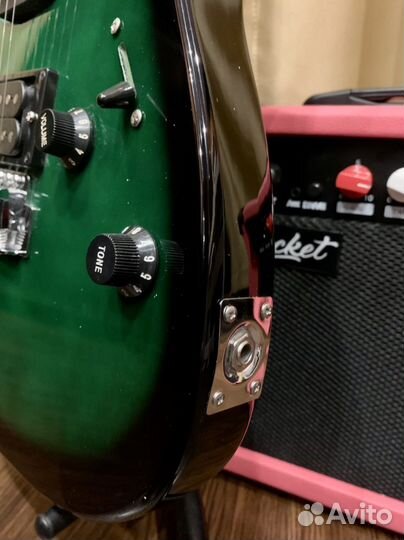 Электрогитара + Комбик (полный комплект)