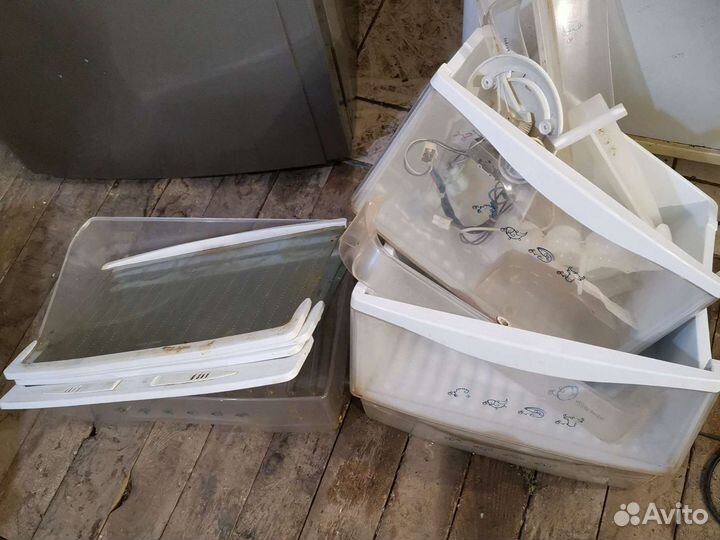 Холодильник бу запчасти