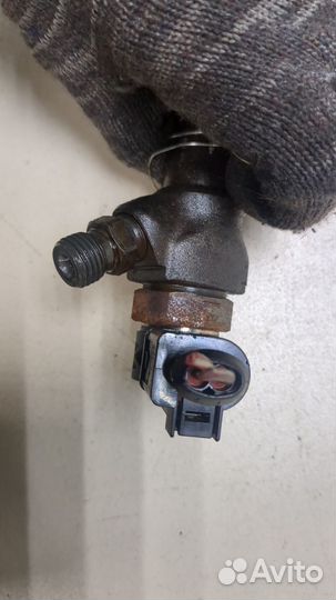 Форсунка топливная Volkswagen Sharan, 2014