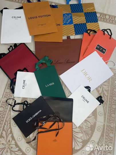 Брендовые пакеты коробки