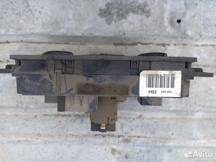 Блок управления климатом Hyundai Elantra