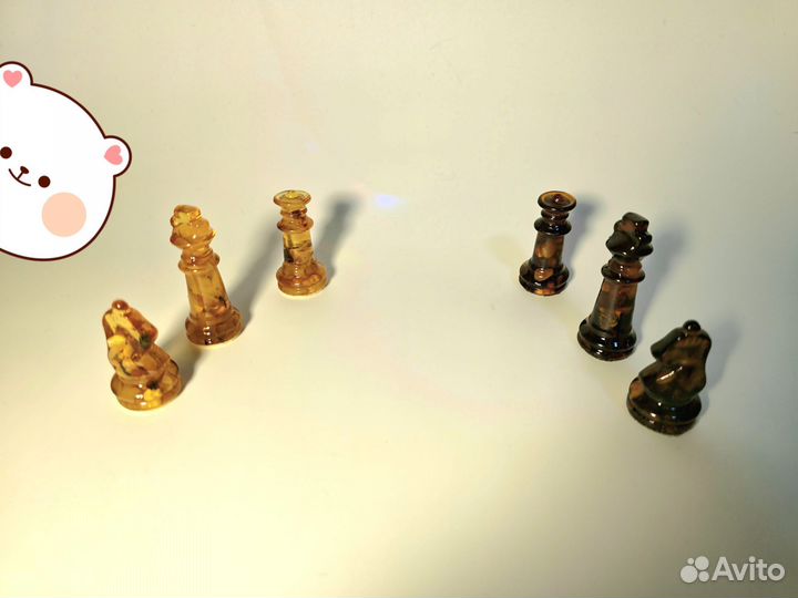 Шахматы и шашки янтарные ручной работы