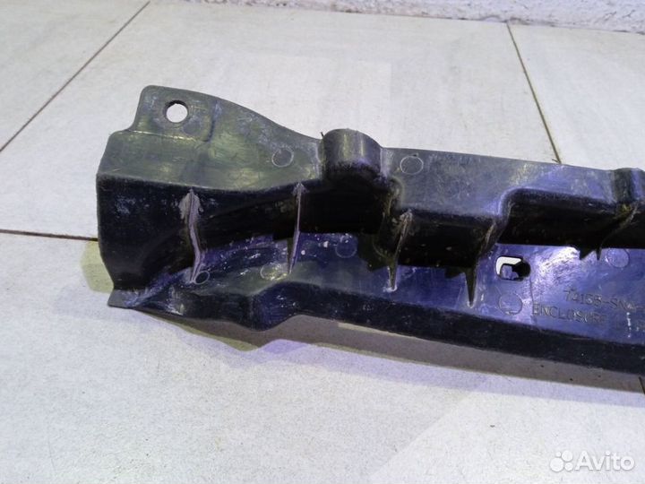 Пыльник крыла переднего