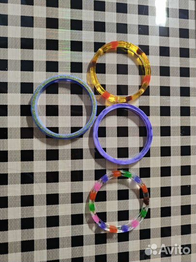 Закладки для книг и браслеты из эпоксидной смолы