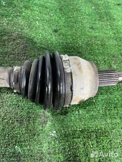 Привод передний правый Ford Focus 3 2011 CB