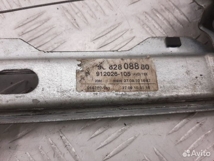 Стеклоподъемник передний правый Peugeot 5008 2010