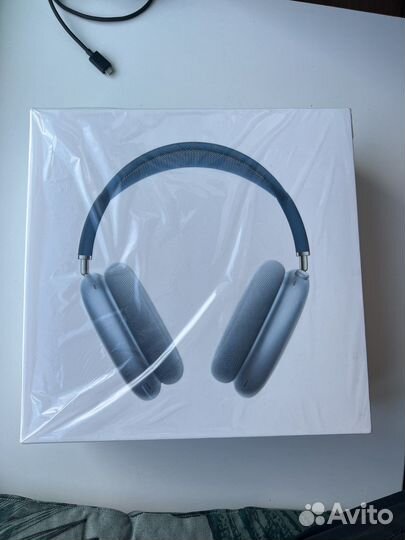 Коробка от Airpods max синих