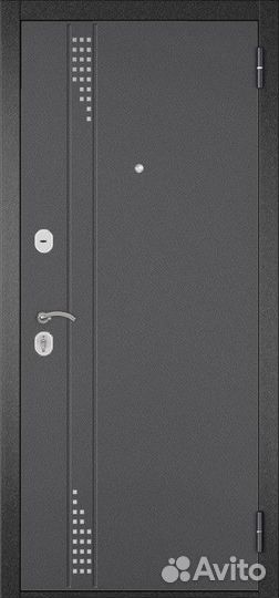 Железная дверь в квартиру