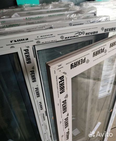 Пластиковые окна Rehau (120 * 120 см.)