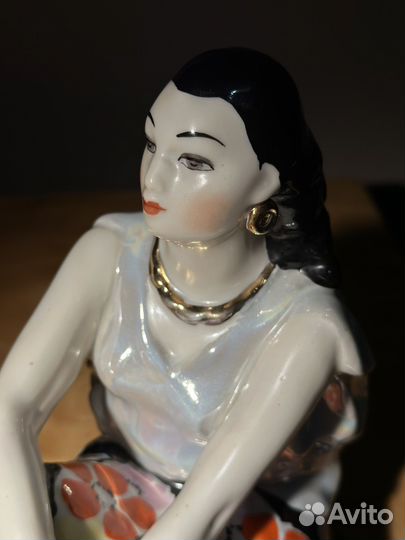 Статуэтка Цыганка Земфира дулево