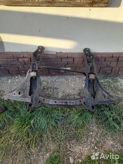 Подрамник opel omega b 2.5 2.6 3.0л