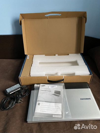 Samsung rv515