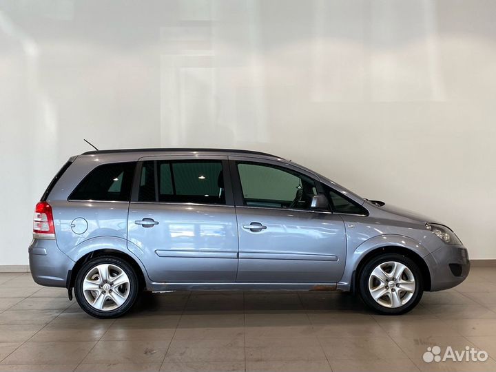 Opel Zafira 1.8 МТ, 2011, 193 000 км