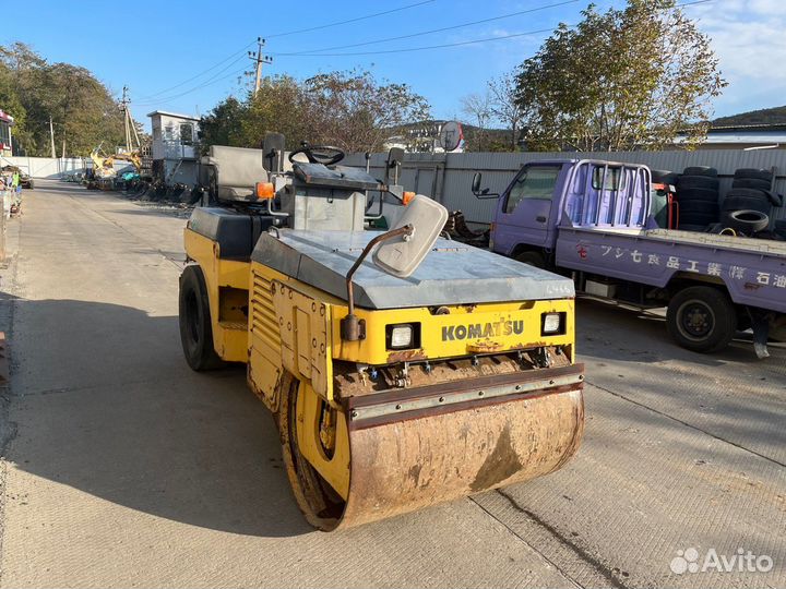 Разборка Коматсу Komatsu катки