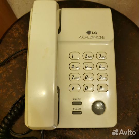 Стационарный телефон LG